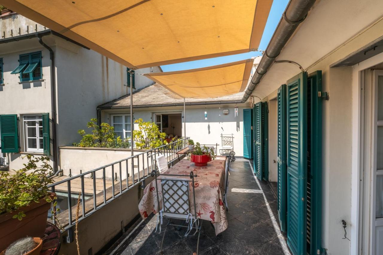 Attico Palazzo Giustiniani Acomodação com café da manhã Génova Exterior foto